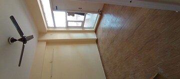 Furnished Amenities in 3 BHK Apartment at Auric City Homes, Sector 82 – for Rent