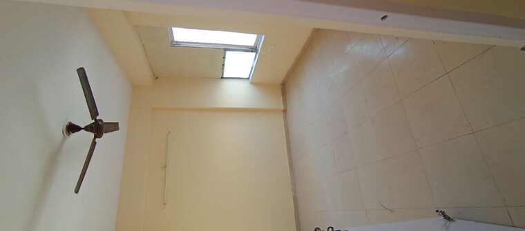 Room, auric-city-homes 3 Bedroom 672 Sq.Ft. Apartment In Sector 82 Faridabad 9743780