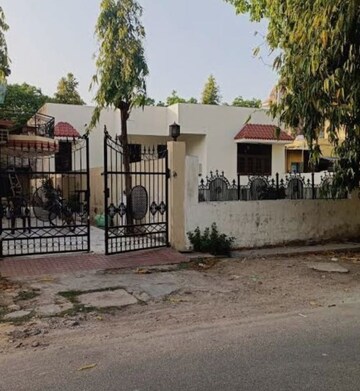  Plot For Sale in Solutrean Delta City Centre, Delta I Greater Noida