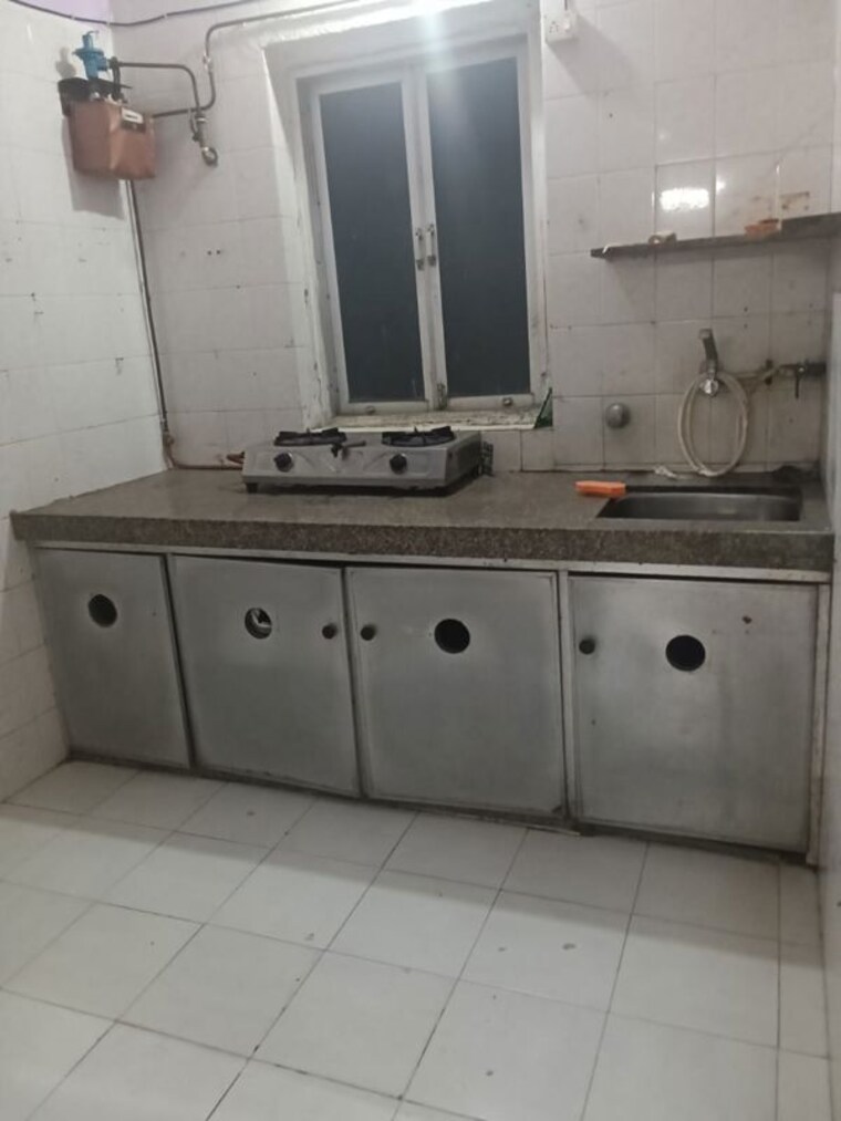 Kitchen, eff-jumbo-darshan-chs 2 Bedroom 750 Sq.Ft. Apartment In Andheri East Mumbai 9743787