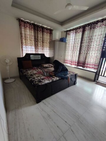 Bedroom in 3.5 BHK Apartment at DLF Westend Heights, Sector 53 – for Rent