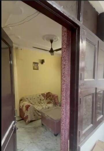 Bathroom in 1 BHK Builder Floor at Mansarover Garden – for Sale
