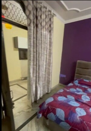 Bedroom in 1 BHK Builder Floor at Mansarover Garden – for Sale