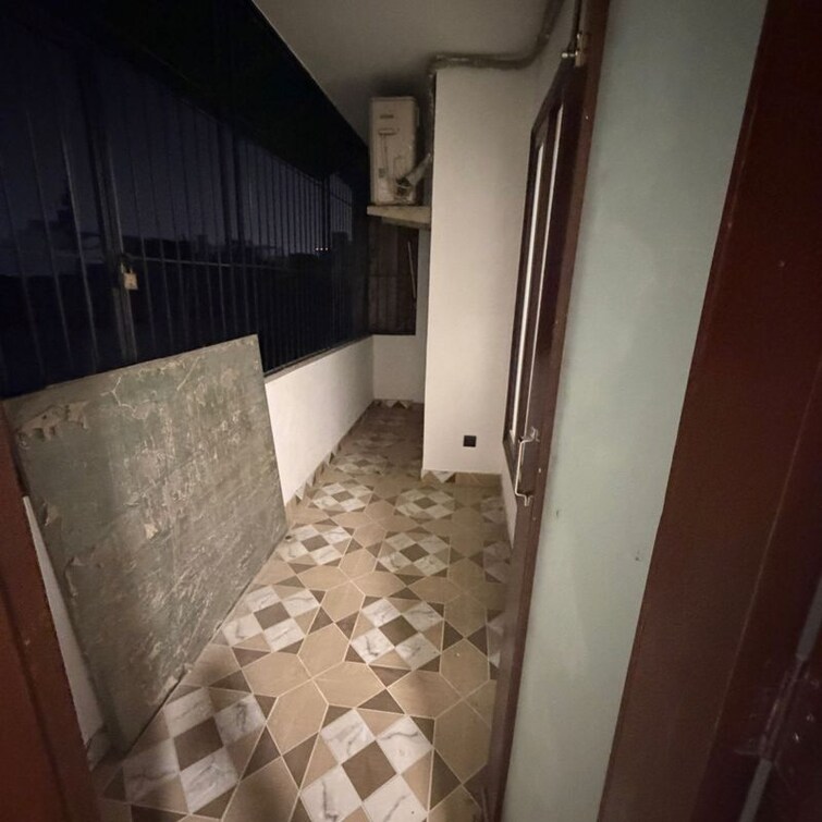 Kitchen, kailash colony 4 Bedroom 5500 Sq.Ft. Builder Floor In Kailash Colony Delhi 9632853