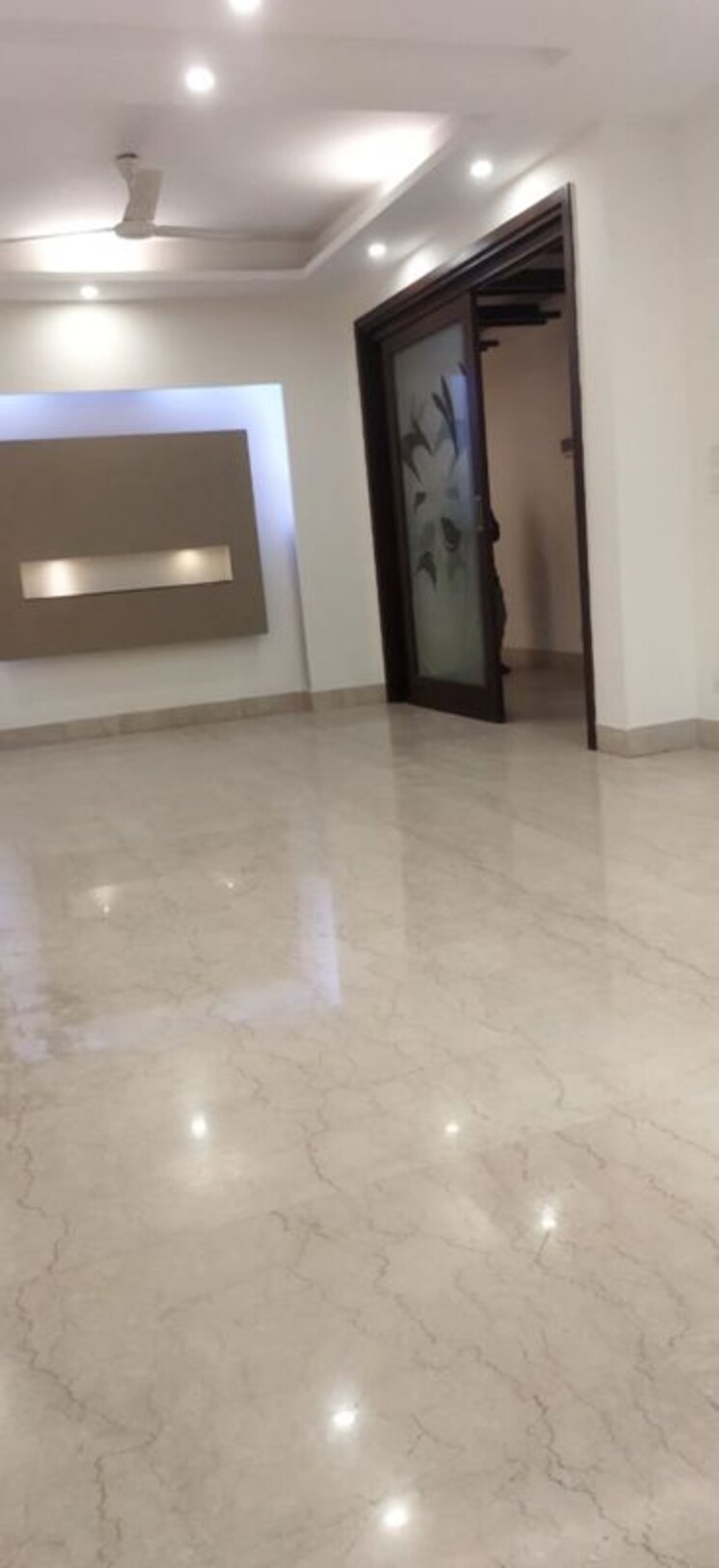 Room, greater kailash 3 Bedroom 2000 Sq.Ft. Builder Floor In Greater Kailash Delhi 9582352