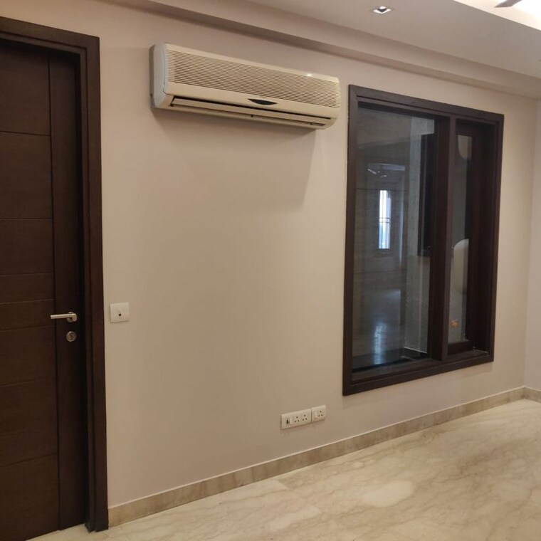 Room, kalkaji 3 Bedroom 1600 Sq.Ft. Builder Floor In Kalkaji Delhi 9727066