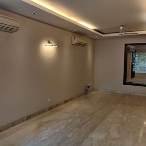 Room in 3 BHK Builder Floor at Kalkaji – for Rent