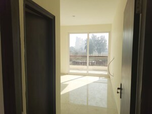 Room in 3 BHK Apartment at Sushma Valencia, International Airport Road – for Rent