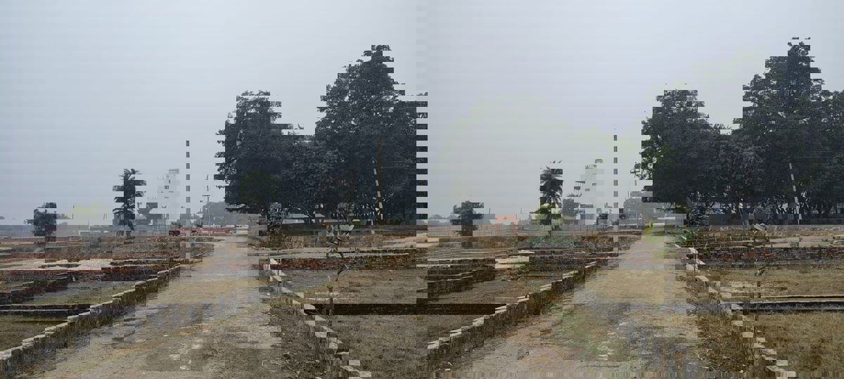 Plot For Sale in Mohanlalganj