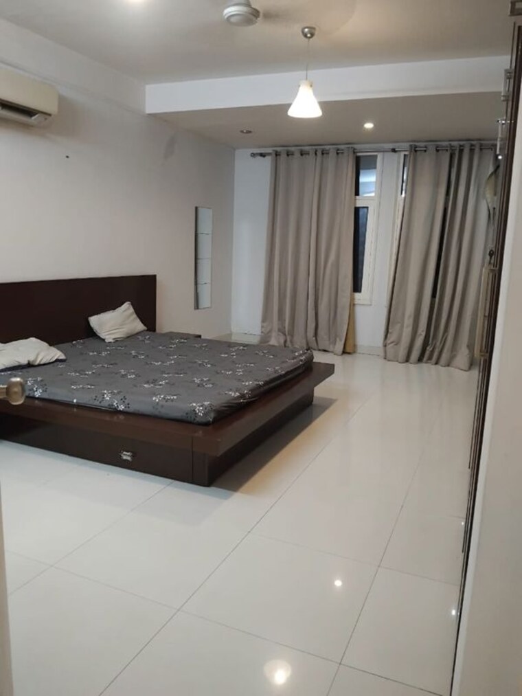 Kitchen, malibu-shopping-arcade 3 Bedroom 290 Sq.Yd. Apartment In South City 2 Gurgaon 9743932