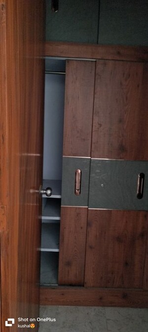 Furnished Amenities in 2 BHK Apartment at Ansal Celebrity Meadows, Sushant Golf City – for Rent