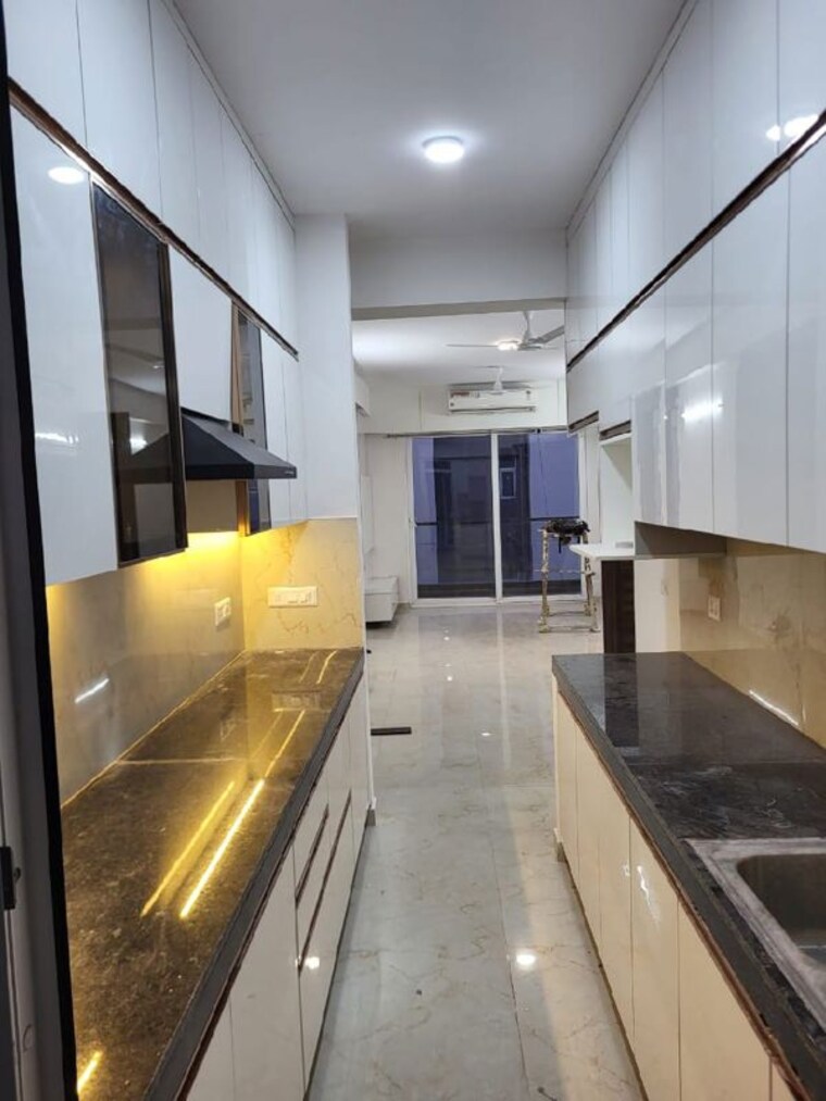 Kitchen, smart-world-gems 3.5 Bedroom 1494 Sq.Ft. Builder Floor In Sector 89 Gurgaon 9743948