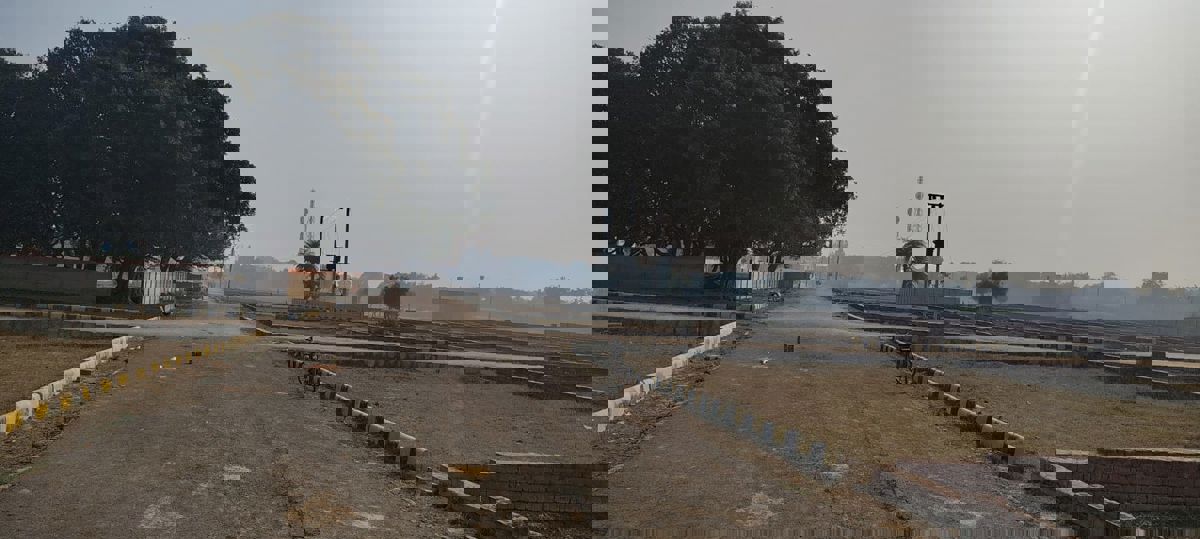 Plot For Sale in Mohanlalganj