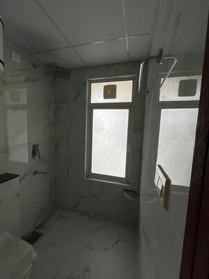 Bathroom in 3 BHK Apartment at M3M Marina, Sector 68 – for Rent