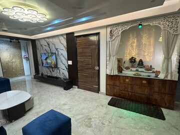 Parking in 3 BHK Builder Floor at Ansal API Esencia, Sector 67 – for Sale