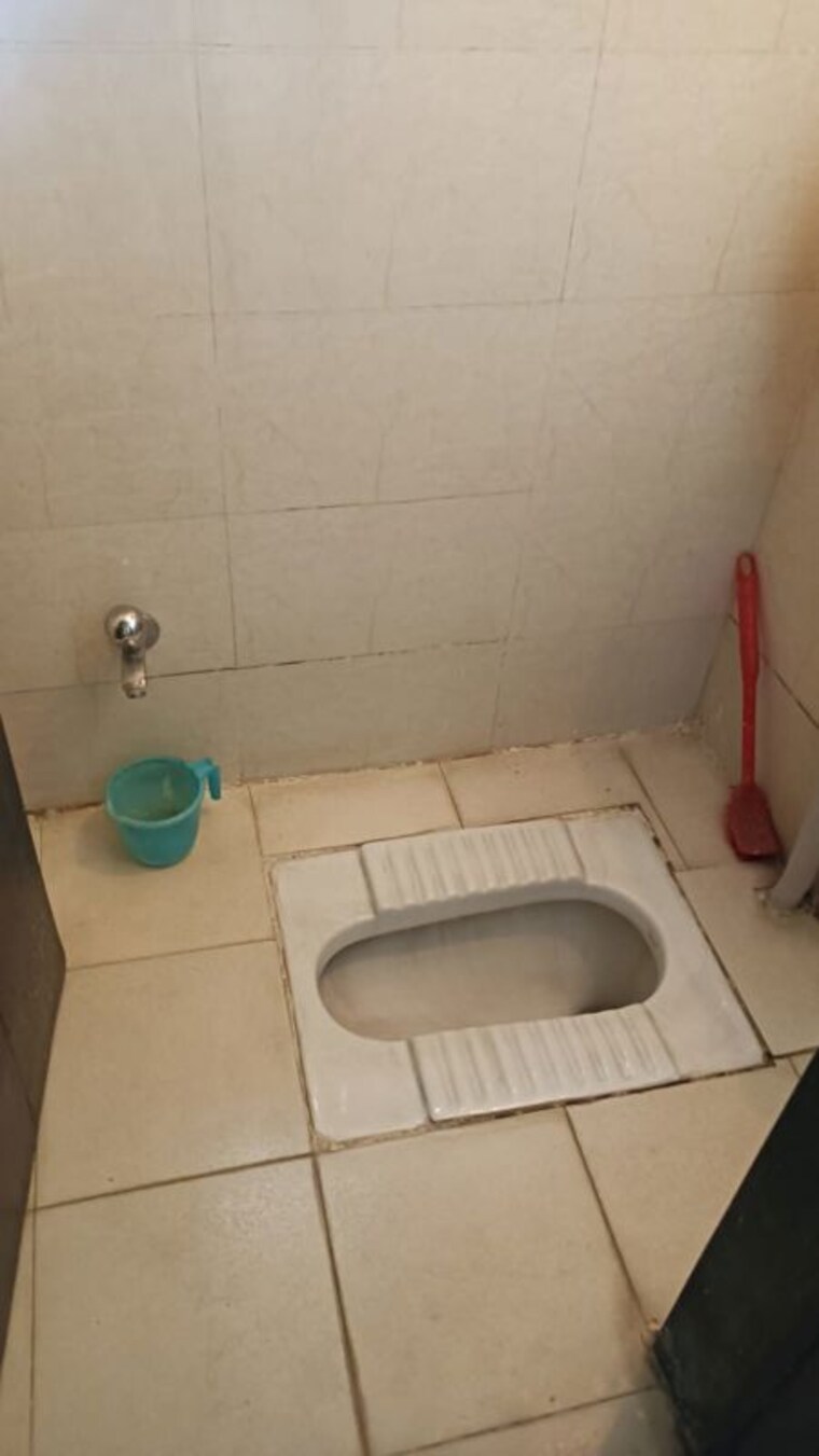 Bathroom, mantra-majestica 1 Bedroom 670 Sq.Ft. Apartment In Hadapsar Pune 9744053