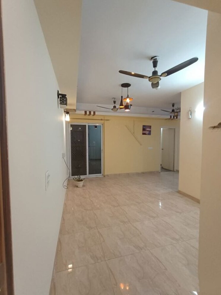 Room, ska-greenarch 3 Bedroom 1220 Sq.Ft. Apartment In Sector 16b Greater Noida Greater Noida 9584332