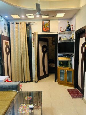 Living Room in 3 BHK Builder Floor at Shakti Khand 2 – for Rent