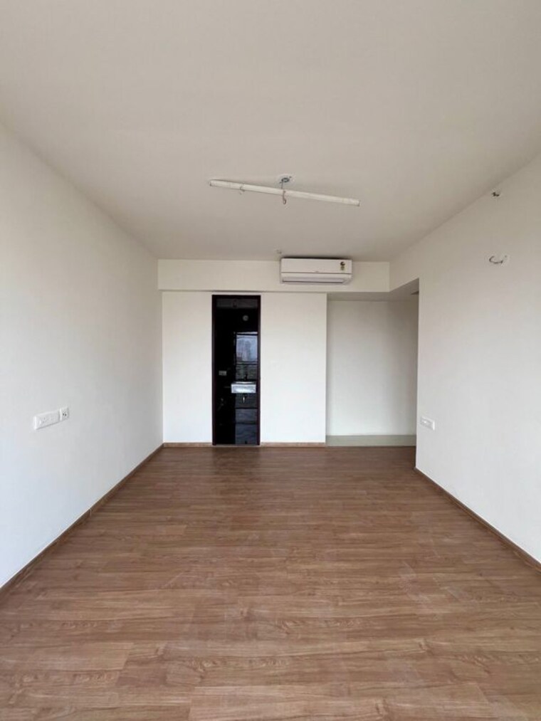 Room, indiabulls-one-indiabulls 2 Bedroom 950 Sq.Ft. Apartment In Pokhran Road No Two Thane 9744106