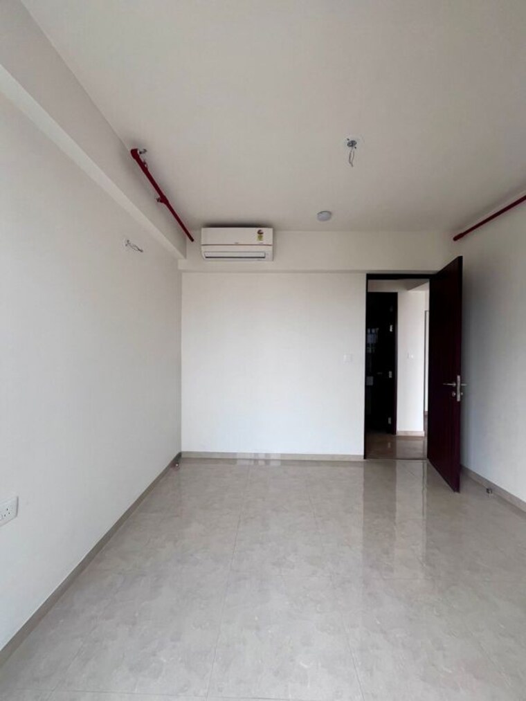 Room, indiabulls-one-indiabulls 2 Bedroom 950 Sq.Ft. Apartment In Pokhran Road No Two Thane 9744106