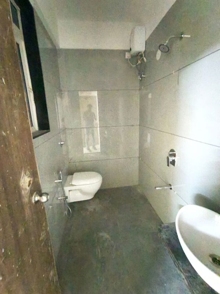 Bathroom, sidhivinayak-flora 2 Bedroom 650 Sq.Ft. Apartment In Chembur Mumbai 9744117