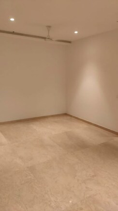 2 BHK Apartment For Rent in Hiranandani Highland