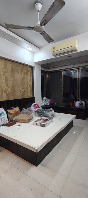 Master Bedroom in 1 BHK Apartment at Chikoowadi – for Rent