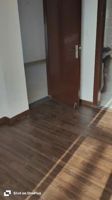 Room in 3 BHK Apartment at BPTP Park Elite Premium, Sector 84 – for Sale