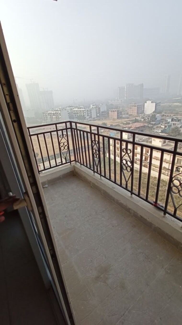 Balcony, signature-global-prime 2 Bedroom 573 Sq.Ft. Apartment In Sector 63a Gurgaon 9744198