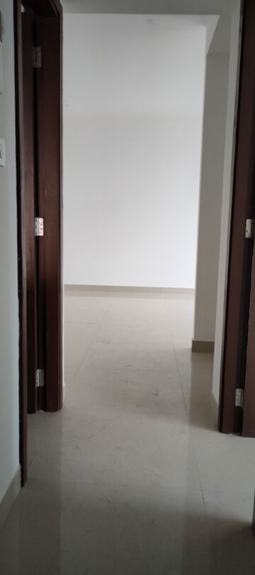 Room in 2 BHK Apartment at Sunteck City Avenue 1, Goregaon West – for Rent