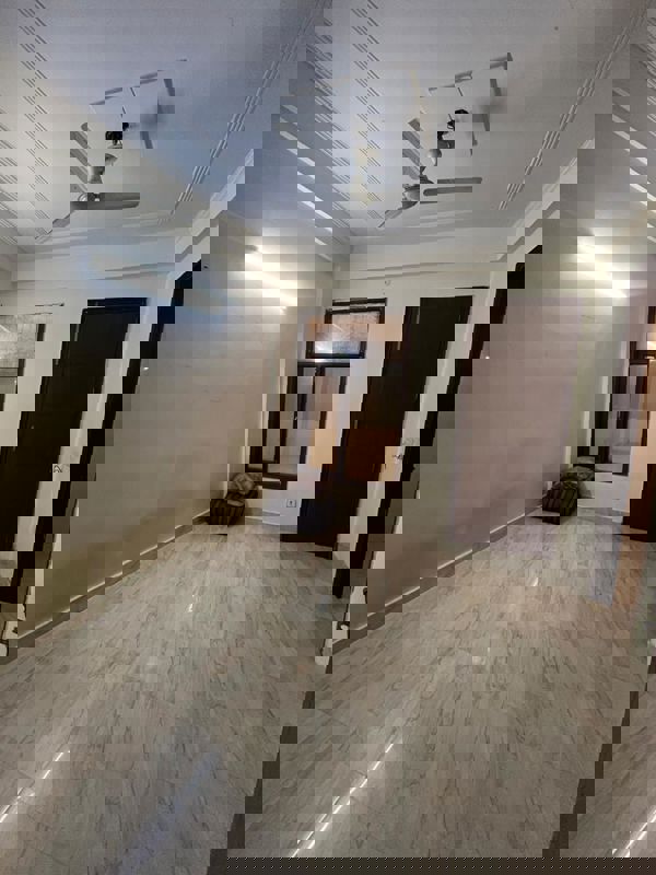 1 RkBuilder Floor For Rent in Saket