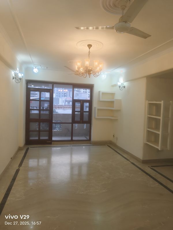 3 BHK Apartment For Sale in DLF Ridgewood Estate