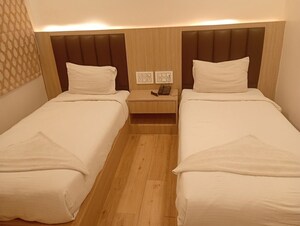 Kitchen in  Showroom at Bommanahalli – for Sale