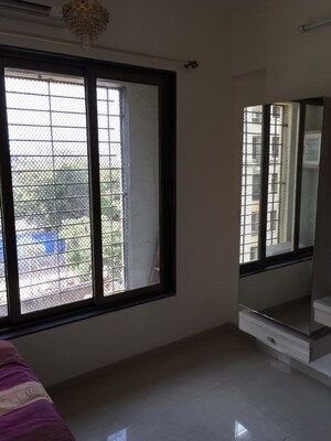 Bedroom in 2 BHK Apartment at Gold Crest Apartment Chembur, Chembur – for Rent