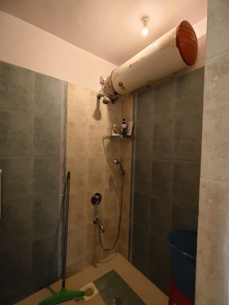 Bathroom, swapnalok-towers 2 Bedroom 950 Sq.Ft. Apartment In Malad East Mumbai 9744271