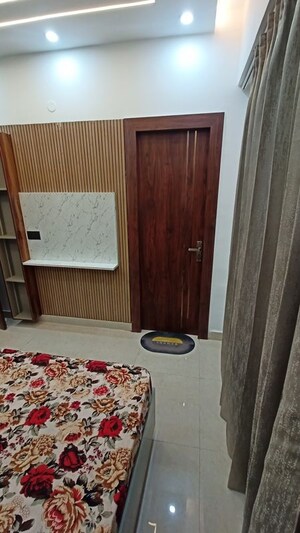 Bedroom in 2 BHK Apartment at Signature Global Prime, Sector 63a – for Rent
