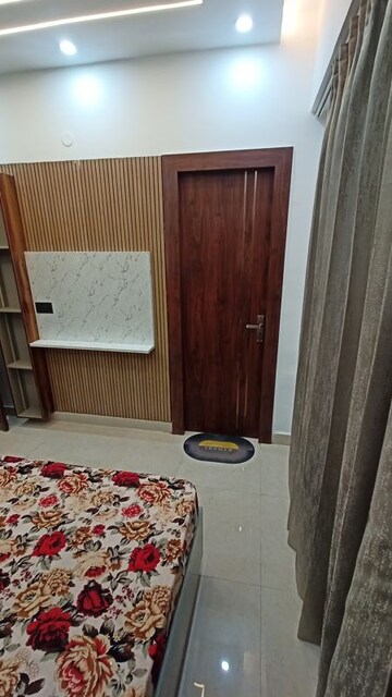Bedroom in 2 BHK Apartment at Signature Global Prime, Sector 63a – for Rent