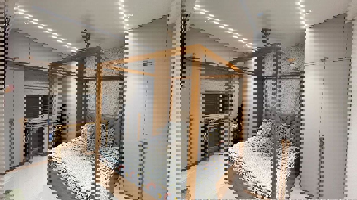 2 BHK + Pooja Room,Servant Room Apartment For Rent in Greenmark Mayfair Apartments