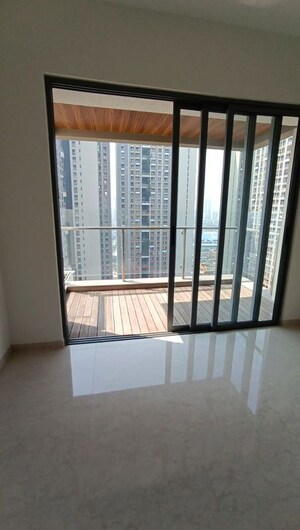 Room in 2 BHK Apartment at Lodha New Cuffe Parade, Wadala – for Rent