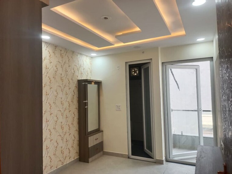 undefined, baba colony 3 Bedroom 1035 Sq.Ft. Builder Floor In Baba Colony Delhi 9744286