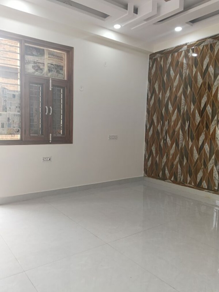 Room, rajendra nagar sector 2 4 Bedroom 225 Sq.Yd. Builder Floor In Rajendra Nagar Sector 2 Ghaziabad 9744308