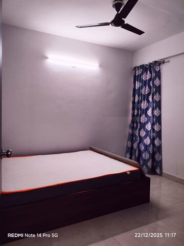 Room in 2 BHK Apartment at Tulip Lemon, Sector 69 – for Rent