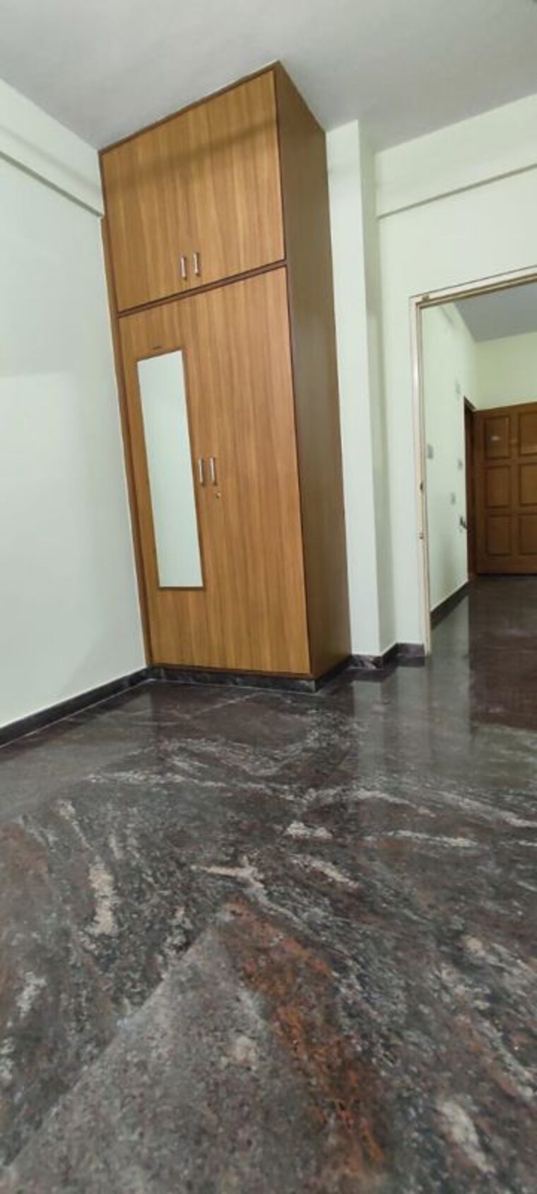 Room, btm layout stage 2 1 Bedroom 500 Sq.Ft. Independent House In Btm Layout Stage 2 Bangalore 9744344