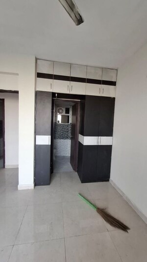 Building Lobby in 2 BHK Apartment at Signature Global Andour Height, Sector 71 – for Rent