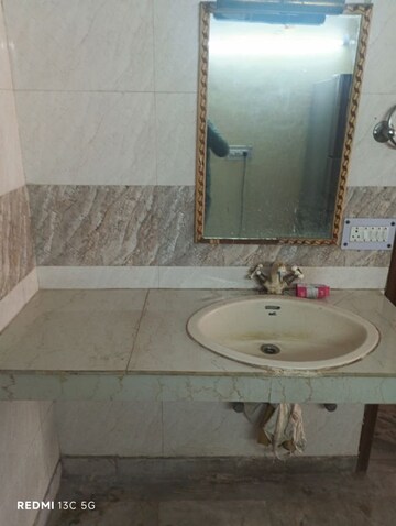 Bathroom in 2 BHK Builder Floor at Lajpat Nagar ii – for Rent