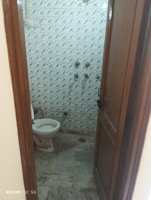 2 BHK Builder Floor For Rent in Lajpat Nagar ii