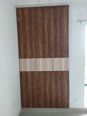 Furnished Amenities in 2 BHK Apartment at JM Florence, Tech Zone 4 Greater Noida – for Rent