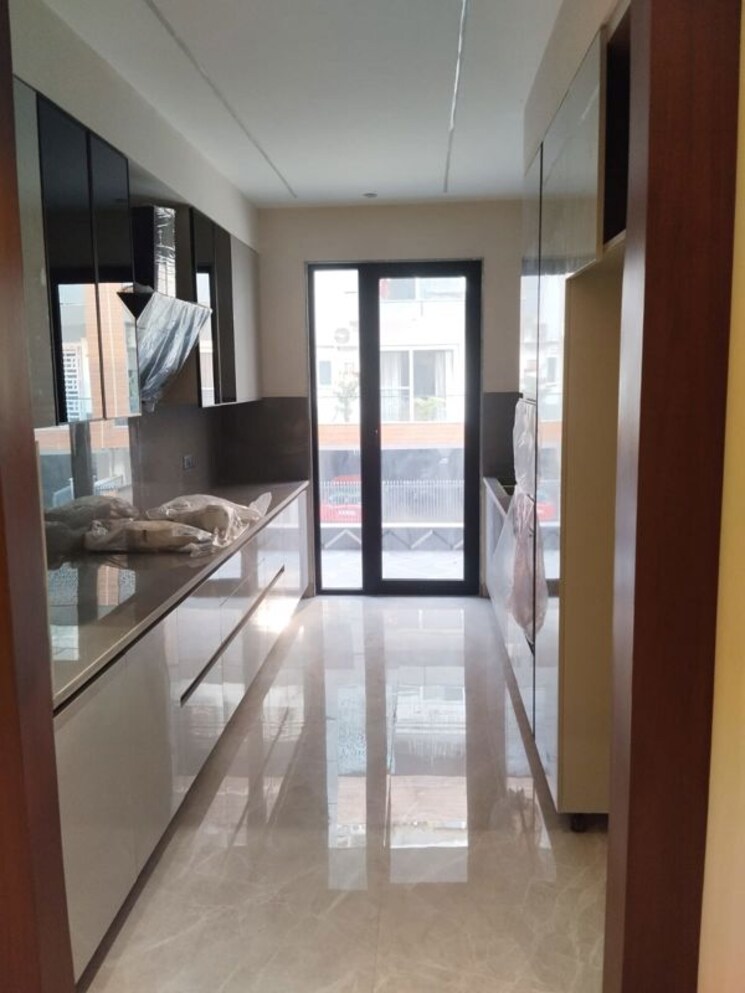 undefined, unitech-deerwood-chase 4 Bedroom 2700 Sq.Ft. Builder Floor In Nirvana Country Gurgaon 9744462