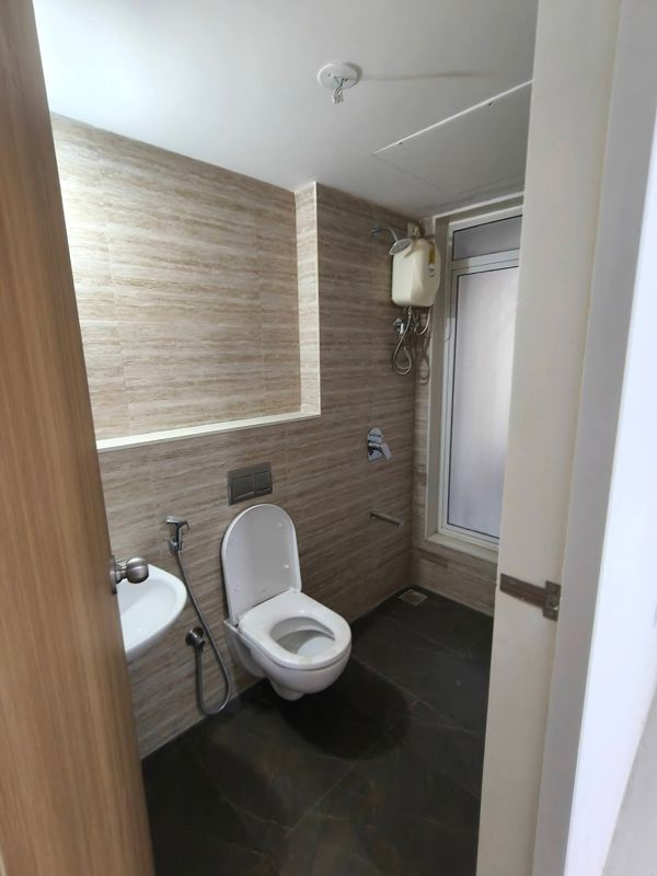2 BHK + Extra Room 572 Sq.Ft. Apartment in Lodha Codename Premier