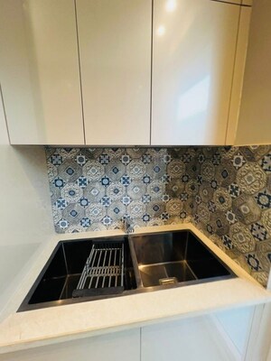 Furnished Amenities in 4 BHK Builder Floor at Unitech Nirvana Country Aspen Greens, Sector 50 – for Sale